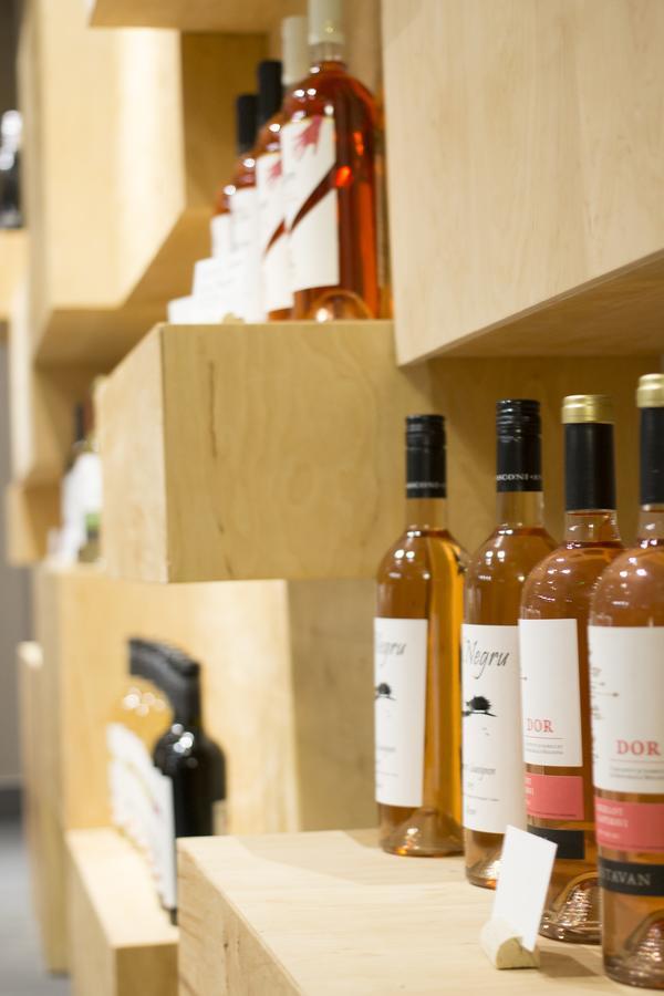 Wine Hotel Chişinău Extérieur photo