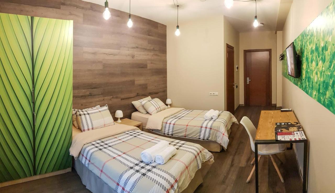Wine Hotel Chişinău Extérieur photo